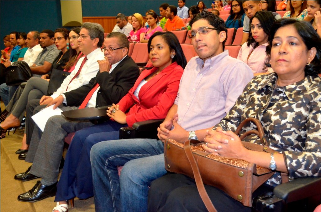 Auspiciadores y motivadores del evento juventud emprendedora